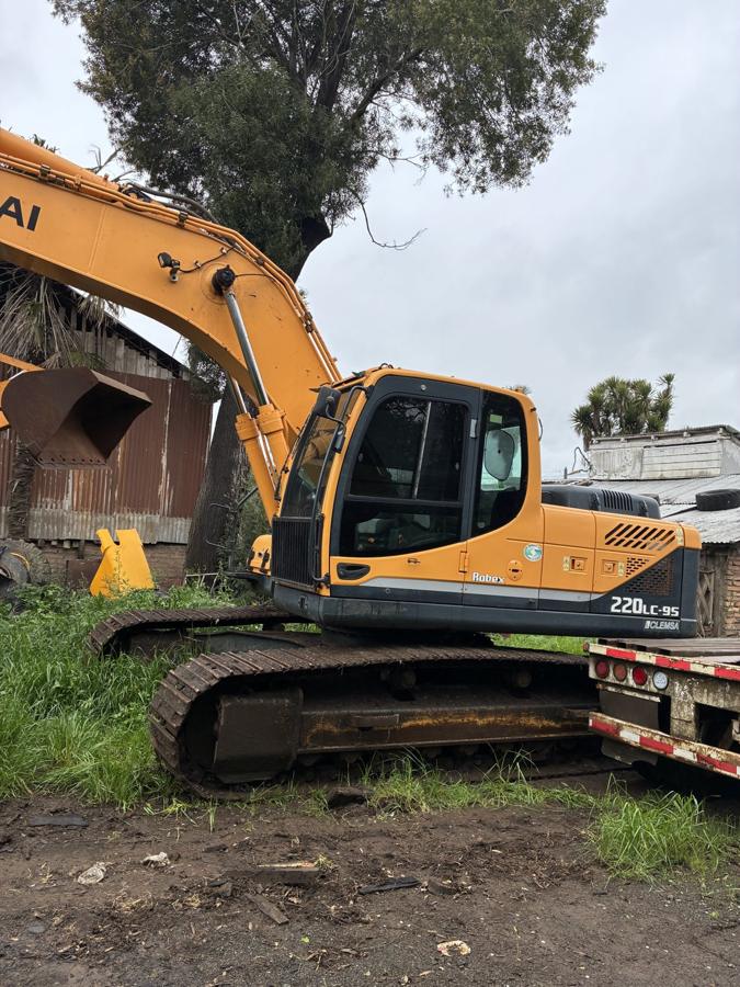 Excavadora Hyundai 220LC-9S